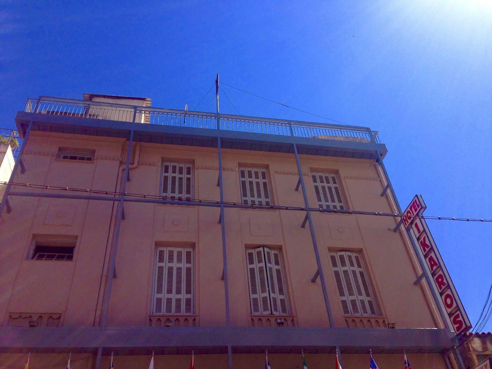 Ikaros Hotel Piraeus Exterior photo